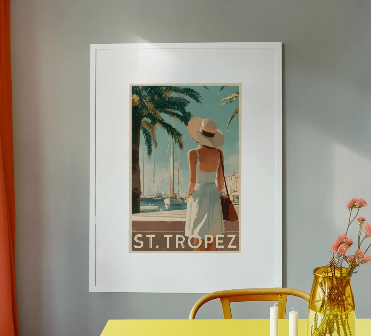 Poster di viaggio vintage di St.Tropez poster con telaio in alluminio da Vintage Travel Art