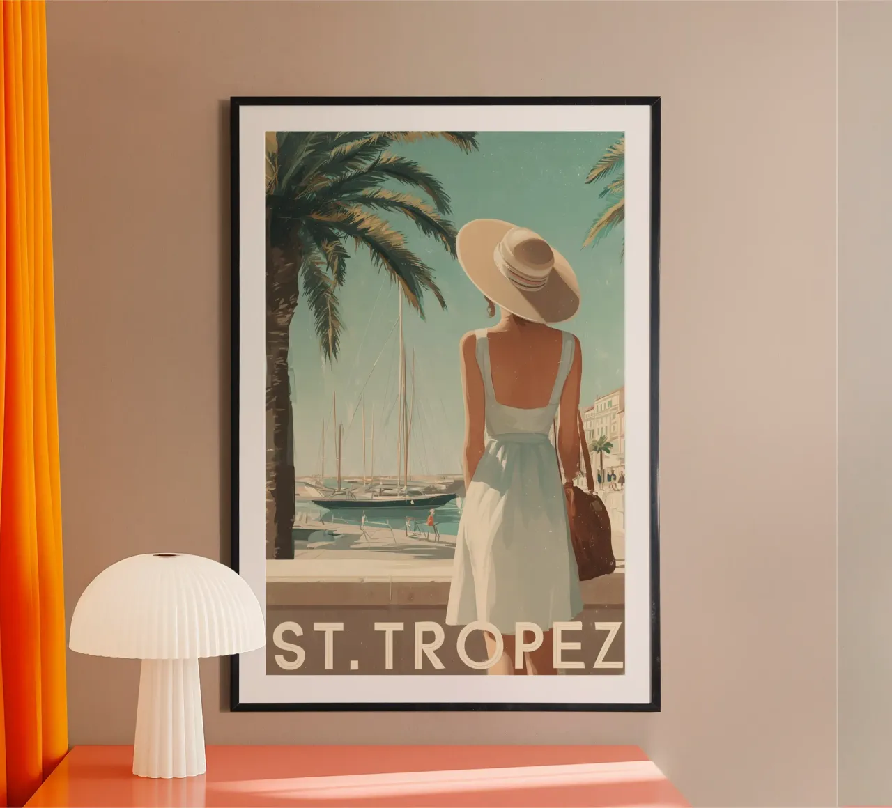Poster di viaggio vintage di St.Tropez poster con telaio in alluminio da Vintage Travel Art