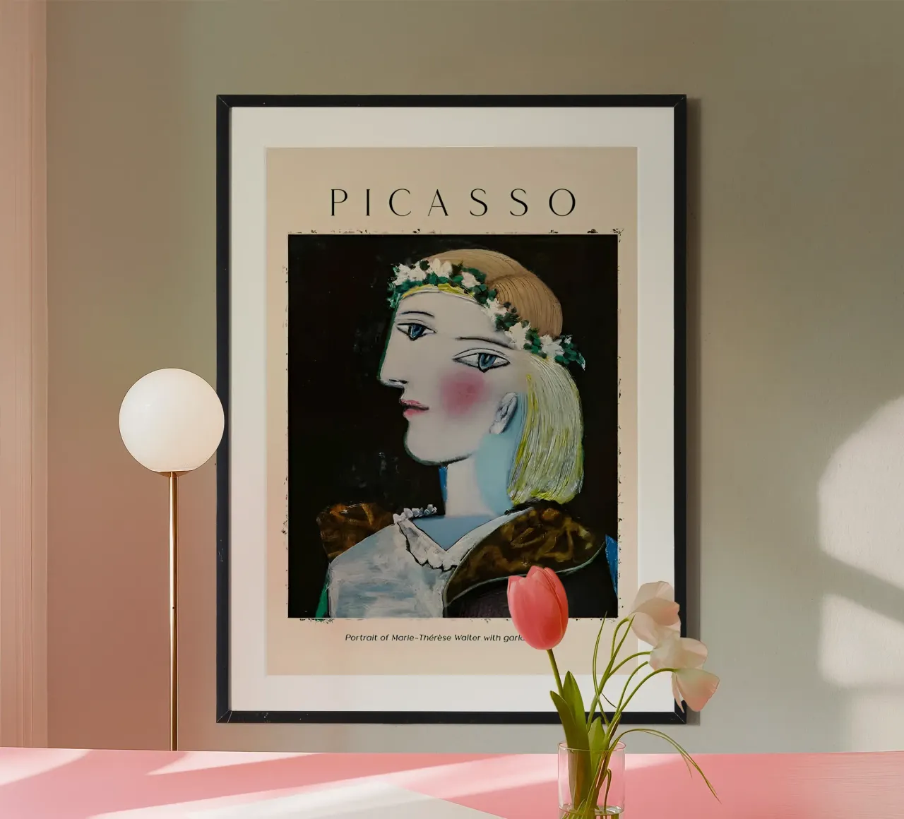 Picasso Marie-Thérèse Walter, Surreal Cubist Portrait Poster mit Kunststoffrahmen von homdeco