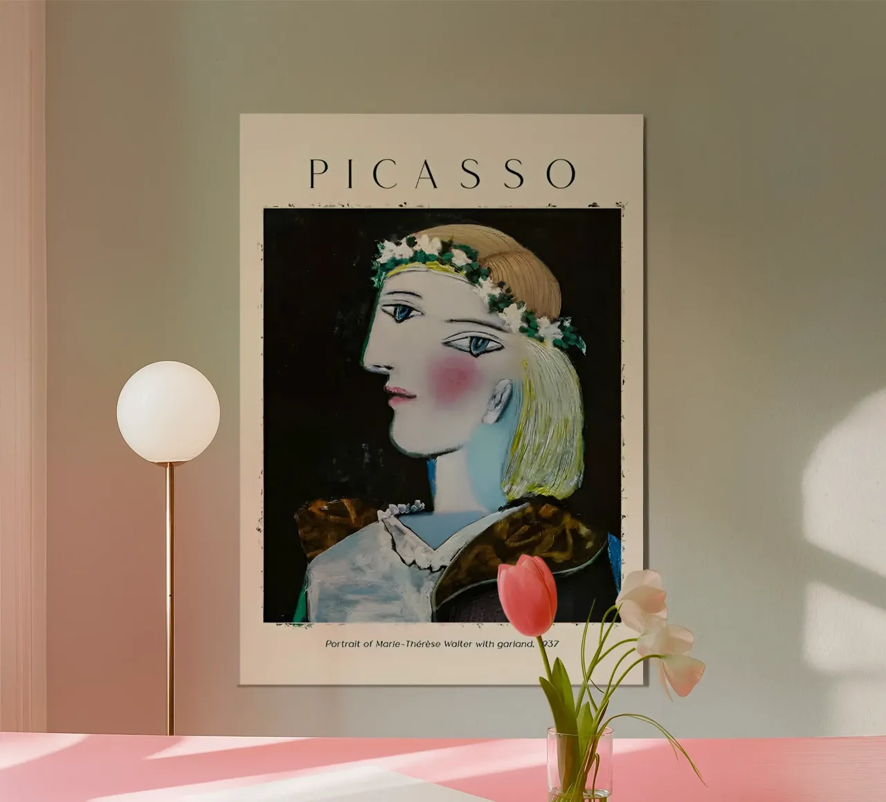 Picasso Marie-Thérèse Walter, Surreal Cubist Portrait Poster mit Kunststoffrahmen von homdeco