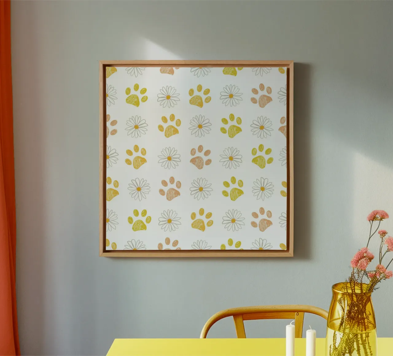 Gänseblümchen und Doodle-Pfotenabdrücke Leinwand von gulsengunel