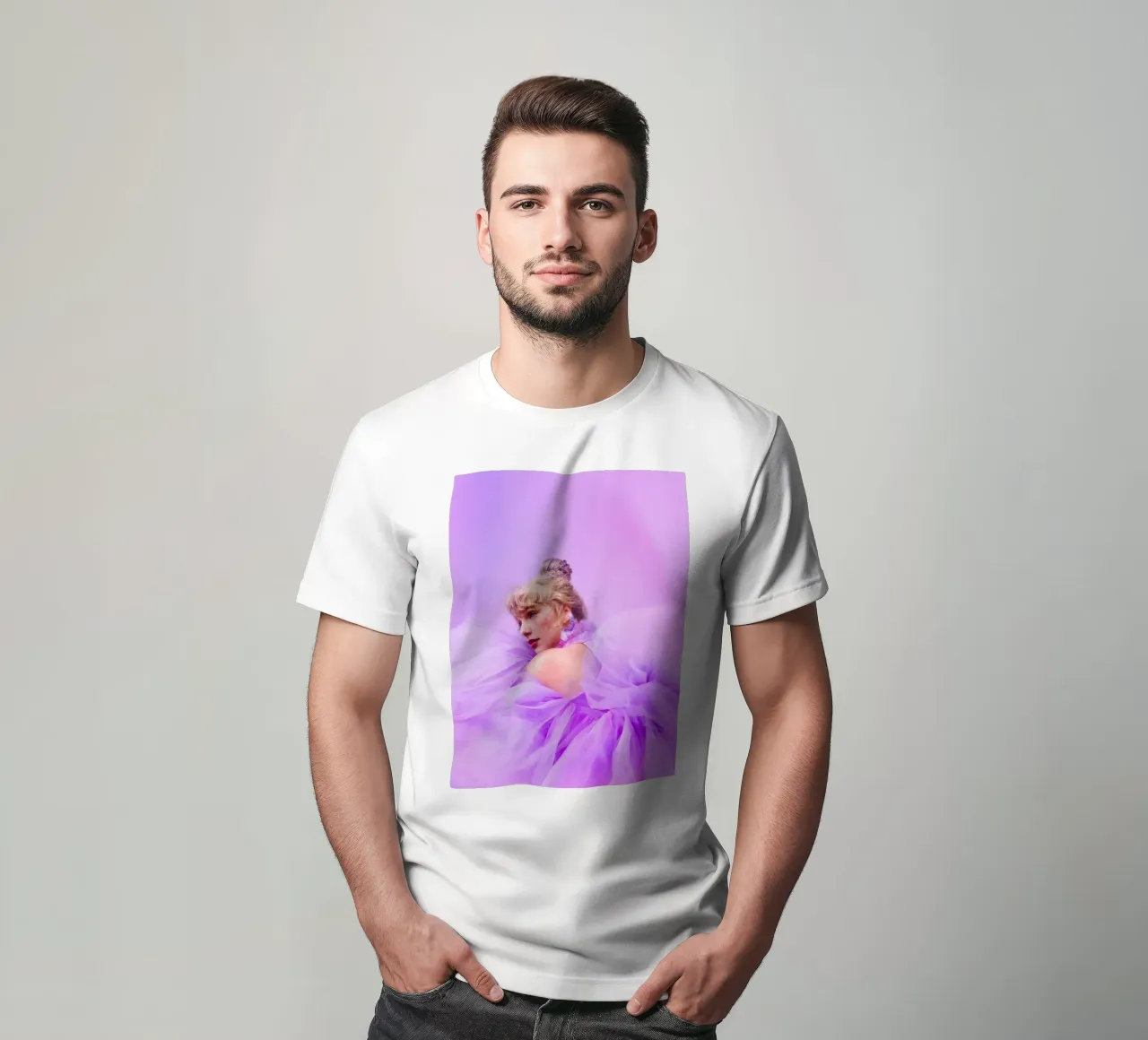 Taylor Swift Purple t-shirt da Musadad Shop