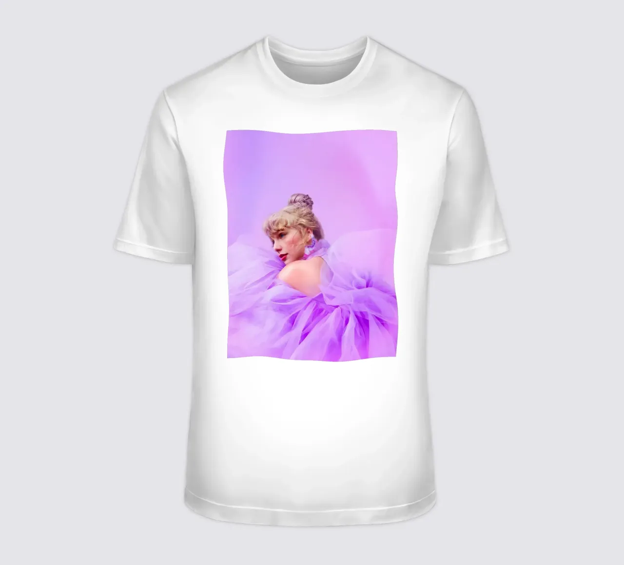 Taylor Swift Purple t-shirt da Musadad Shop