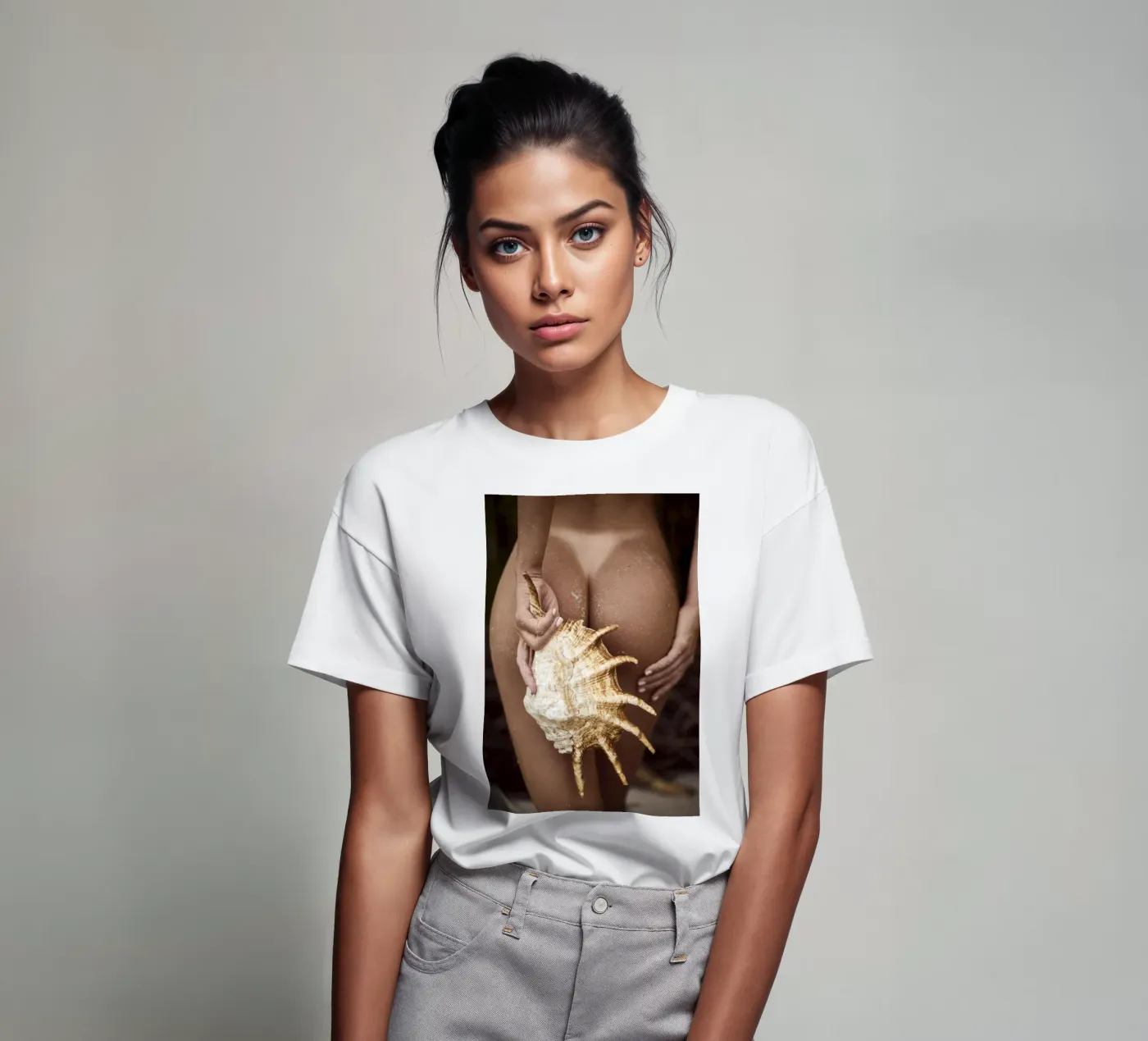 Seashell t-shirt by Marie Bärsch