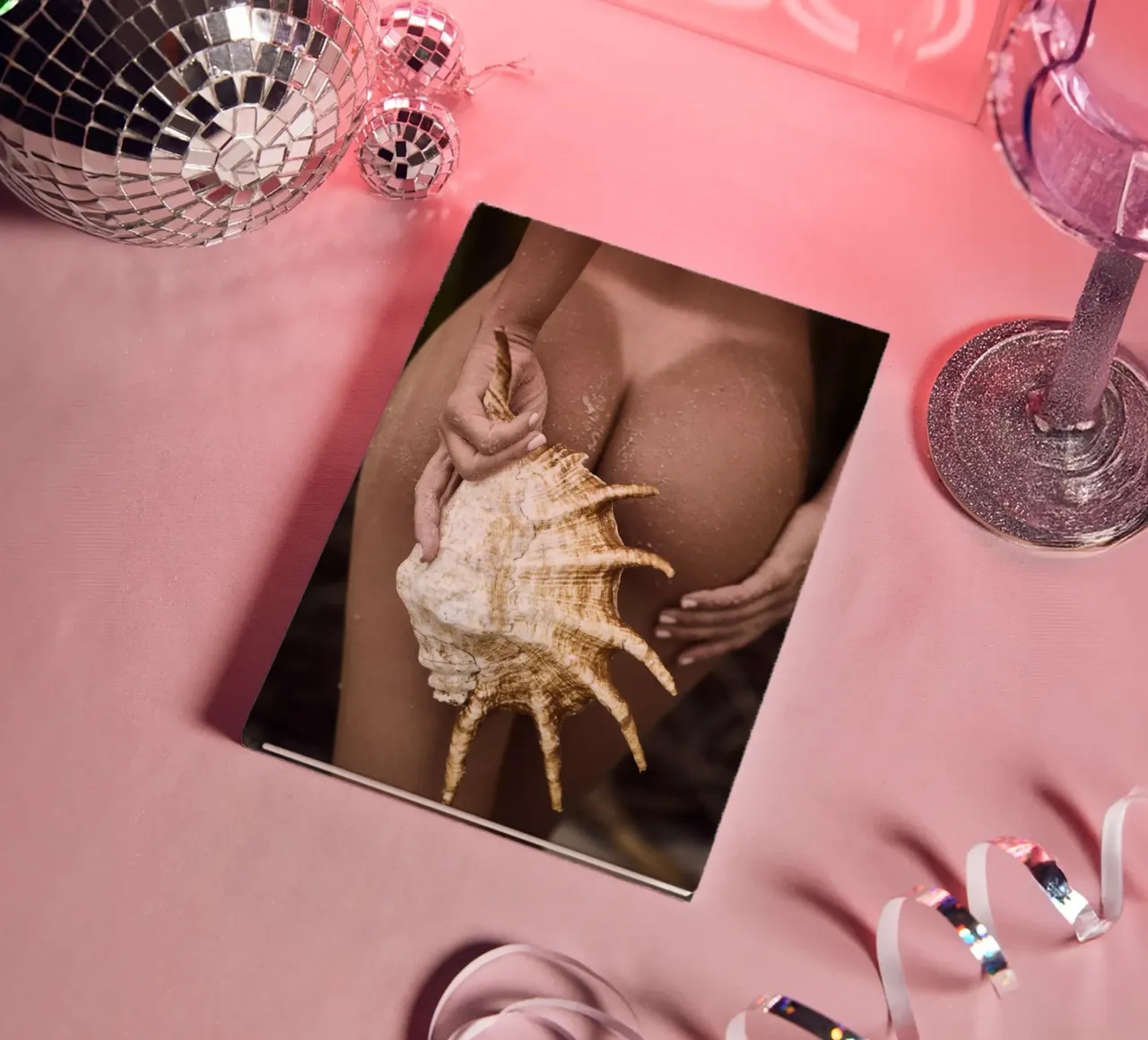 Seashell notebook by Marie Bärsch