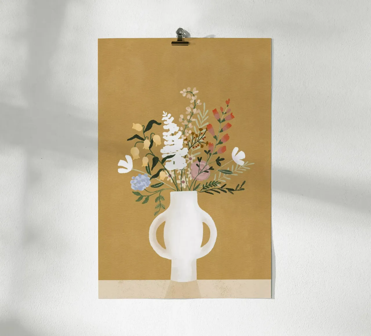 Flowers in Vase poster con telaio in legno da Goed Blauw