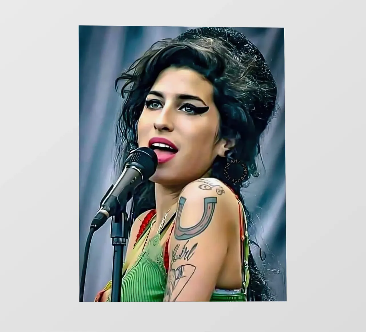 Amy Winehouse telo in pvc da Musadad Shop