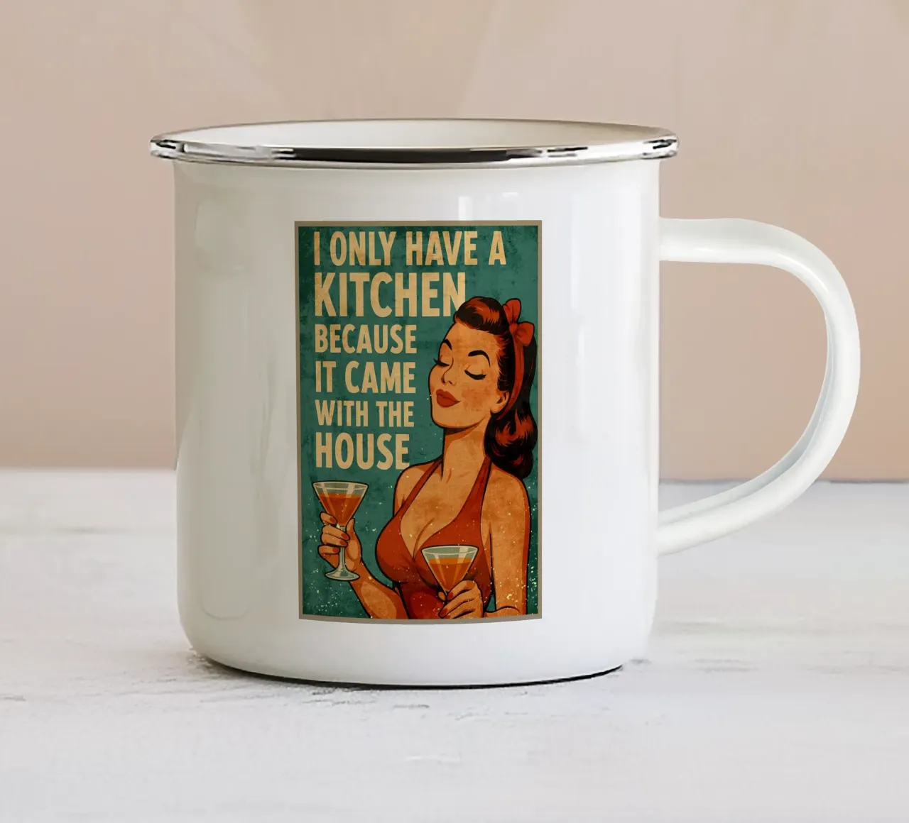 La cucina è arrivata con la casa Funny Art tazza in smalto da Drew Studio