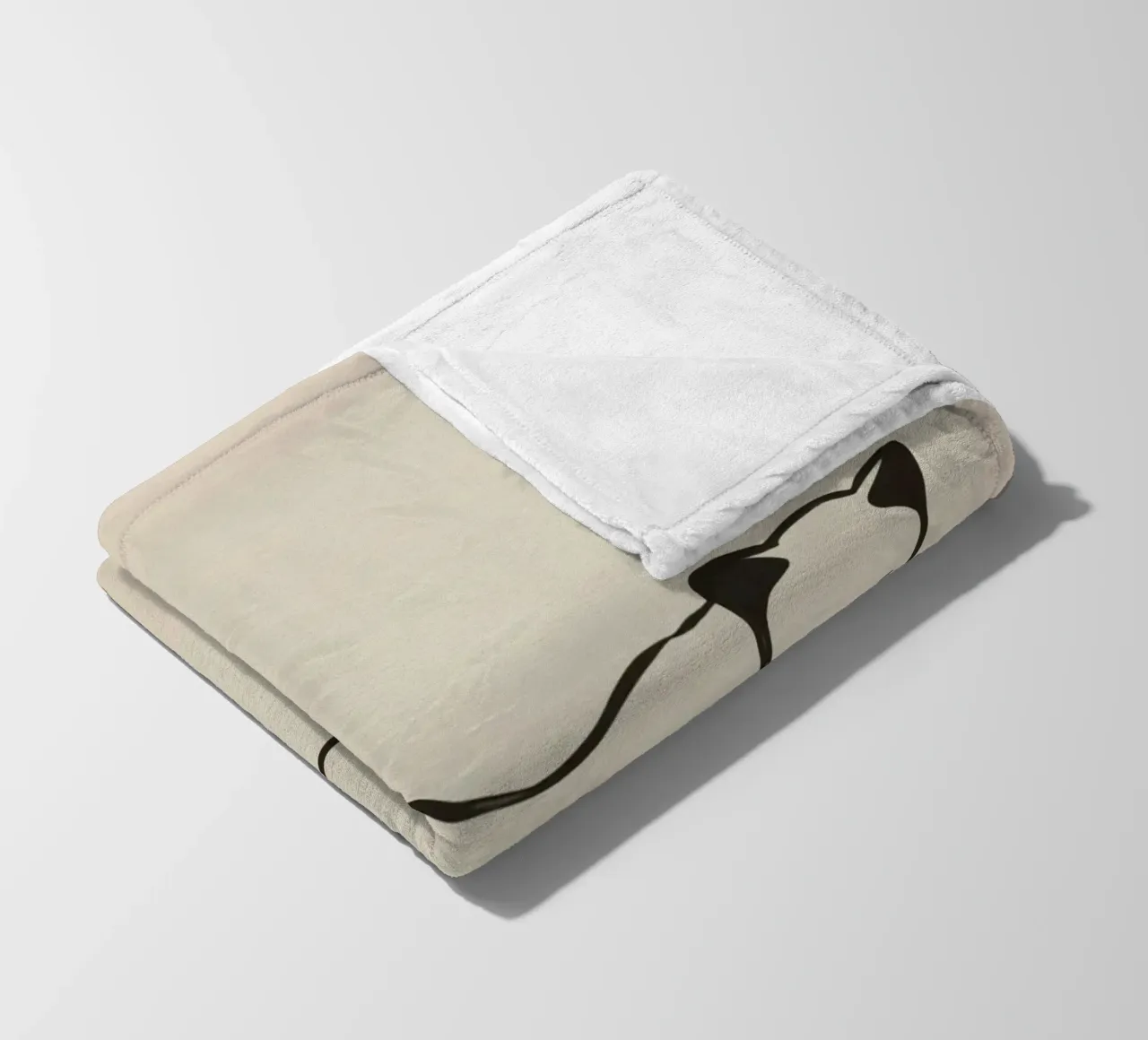 Gatto rilassato che riposa comodamente con gli occhi chiusi coperta in pile da DesignDoodle