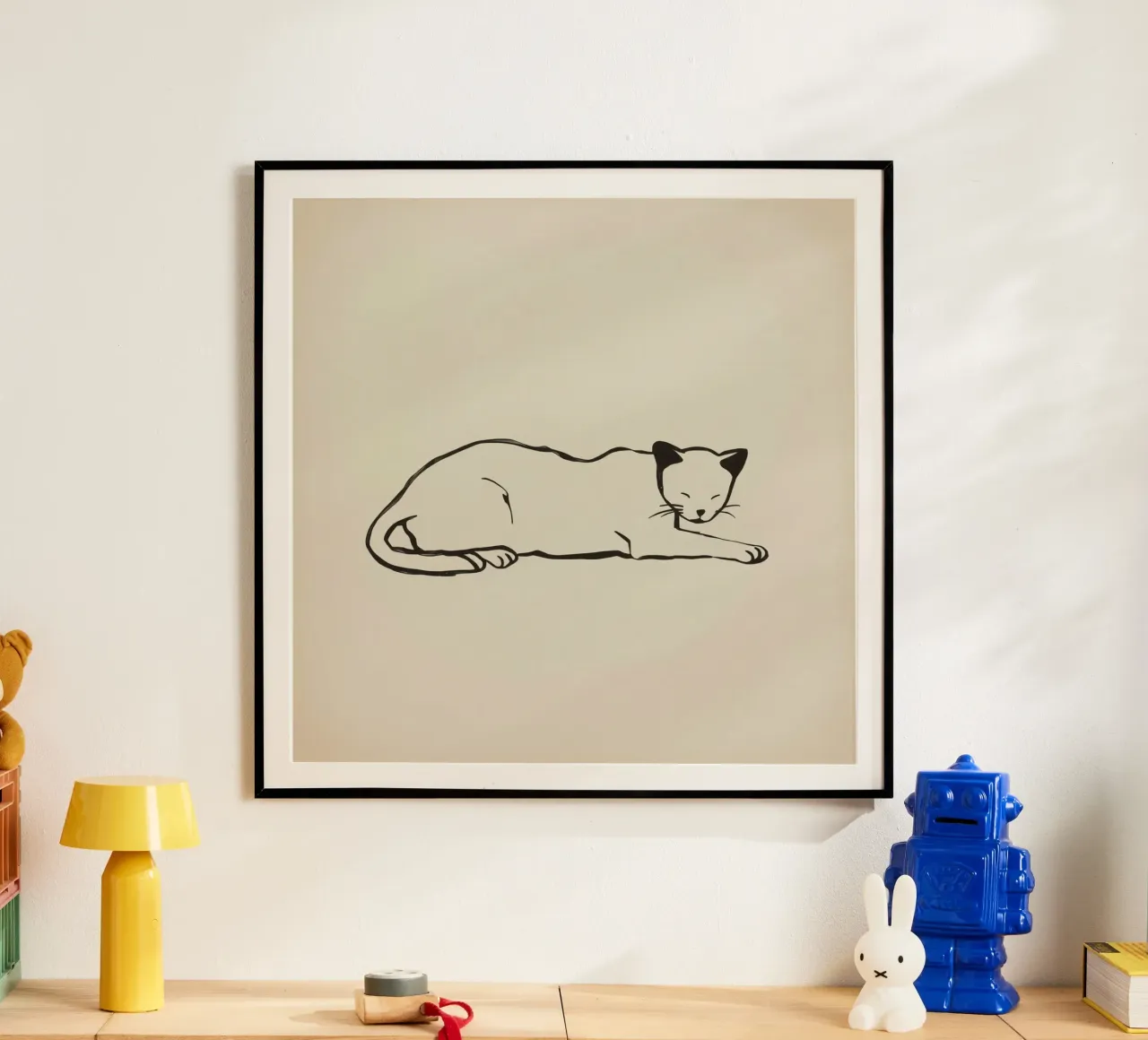 Gatto rilassato che riposa comodamente con gli occhi chiusi carta hahnemühle da DesignDoodle