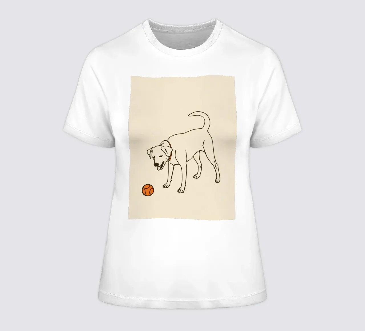 Il cane gioca con una palla in un ambiente interno caldo t-shirt da donna da DesignDoodle