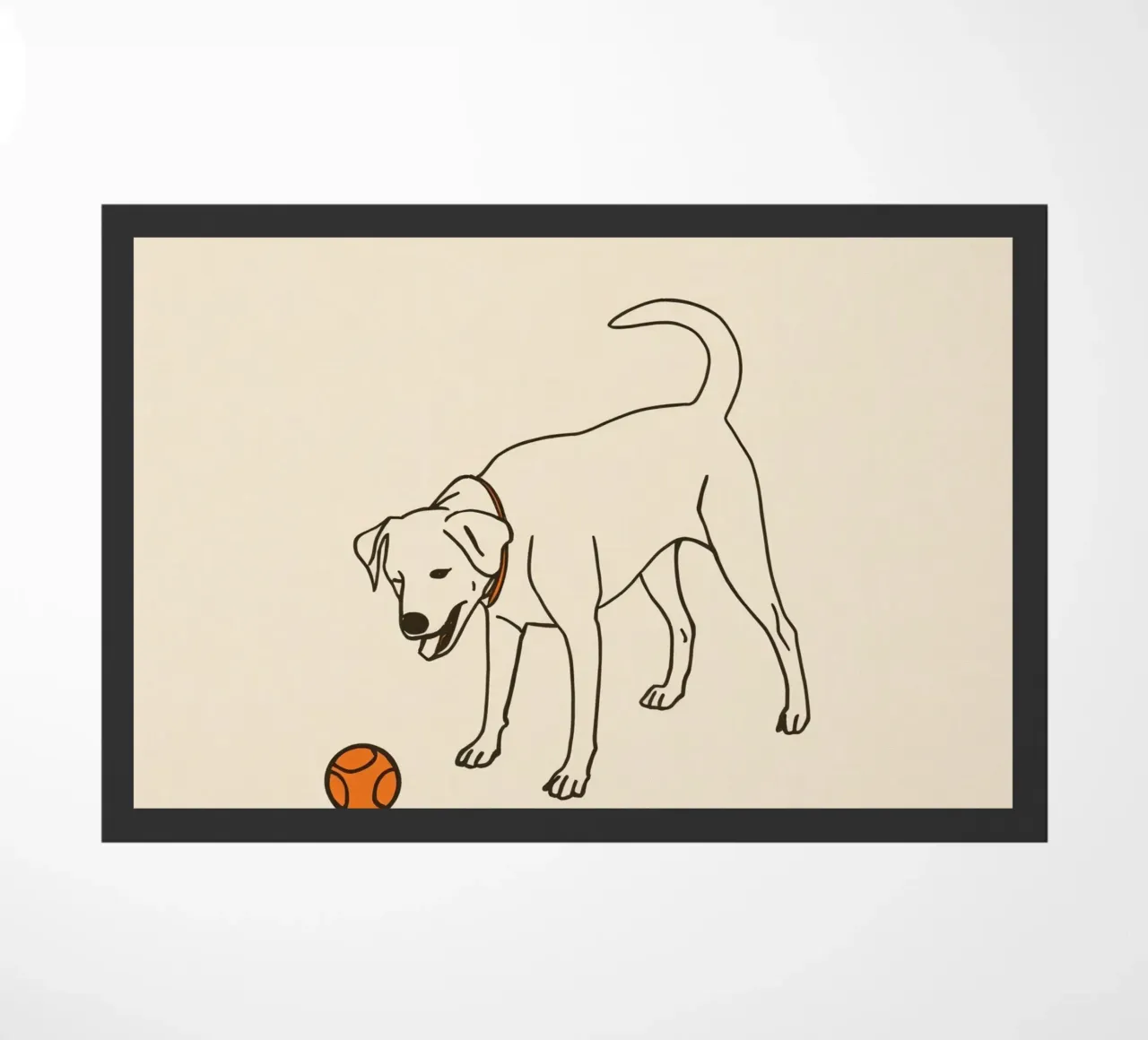 Il cane gioca con una palla in un ambiente interno caldo zerbino da DesignDoodle