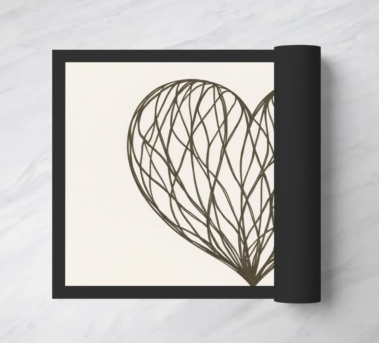 Ilustración detallada de un corazón con líneas entrelazadas felpudo de DesignDoodle