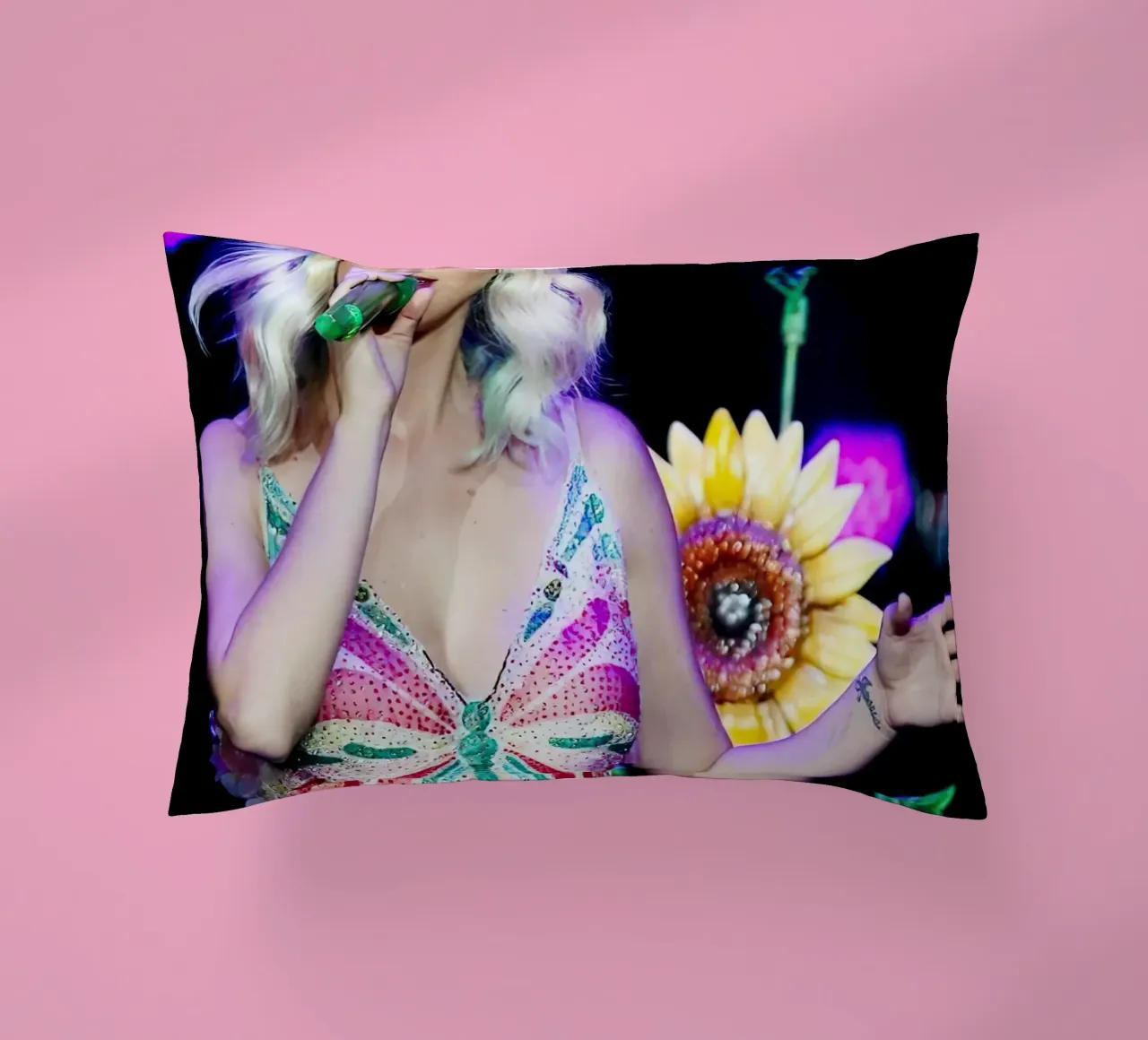 Katy Perry cuscino da Musadad Shop