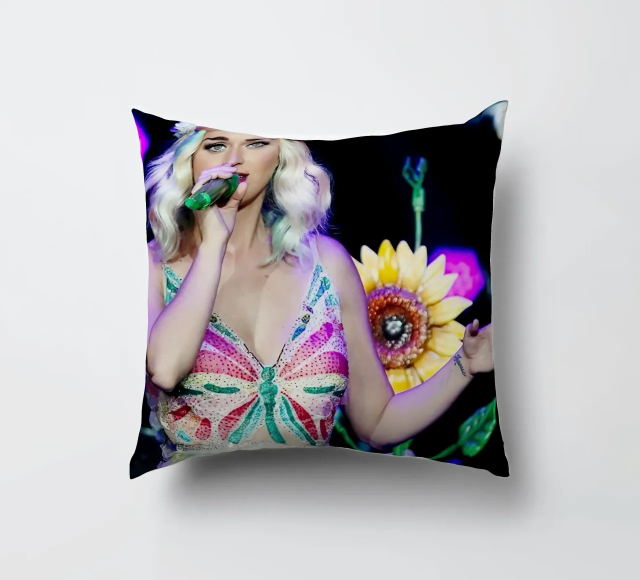 Katy Perry cuscino da Musadad Shop