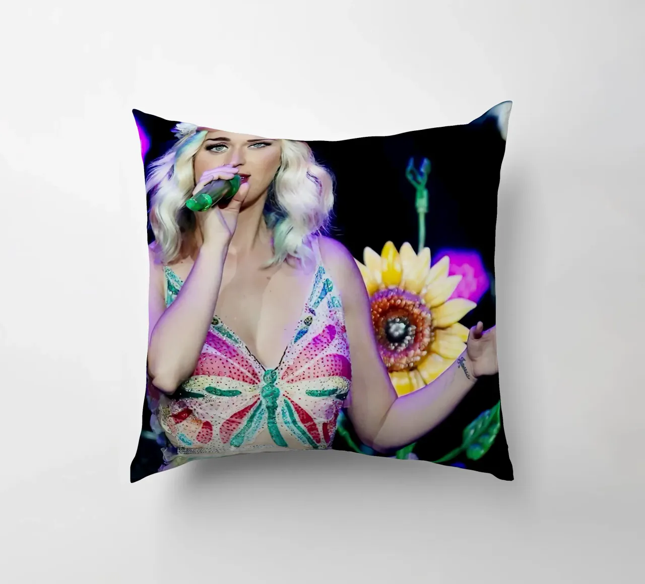 Katy Perry cuscino da Musadad Shop