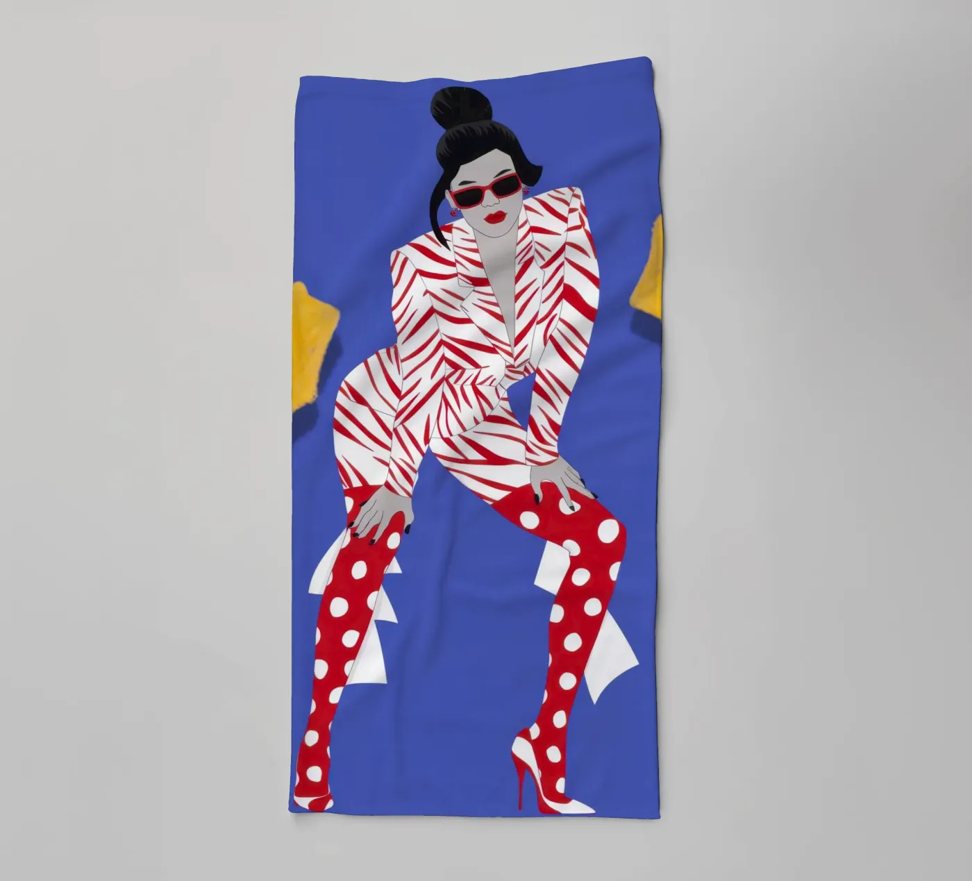 Dynamic Pattern Energy towel by Veil Maya