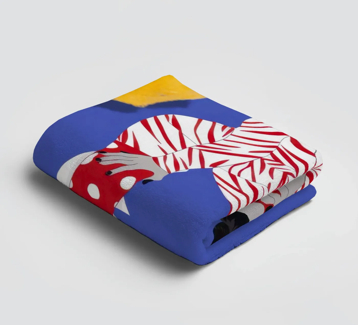 Dynamic Pattern Energy towel by Veil Maya
