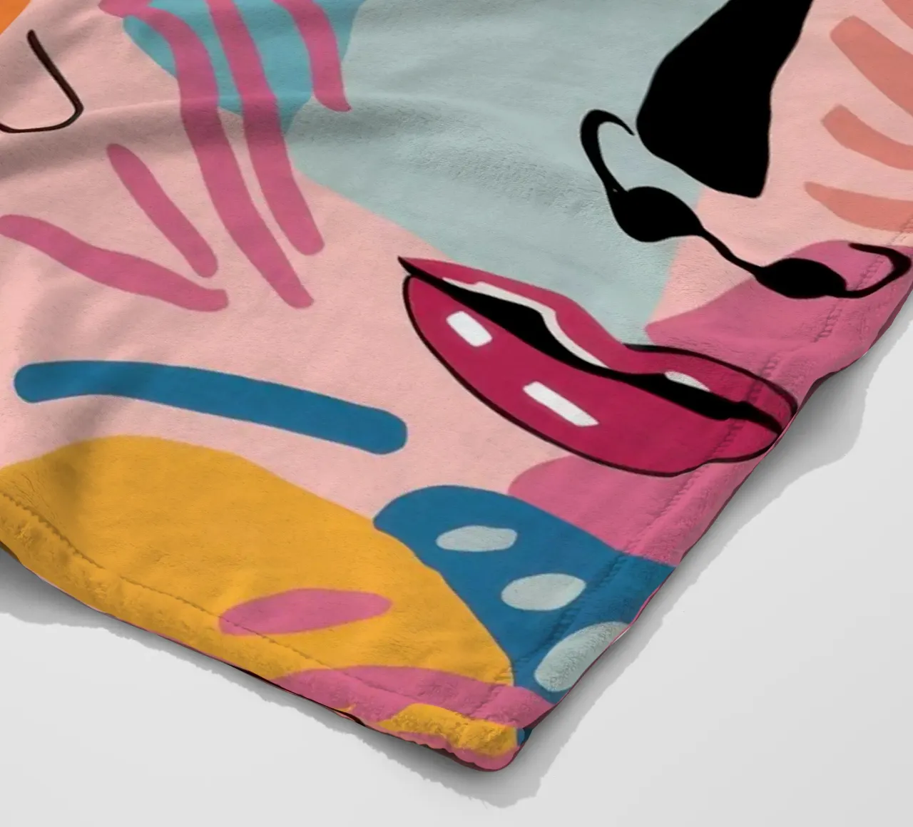 Gefragmenteerd gezicht Symfonie fleecedeken van Bring Haven