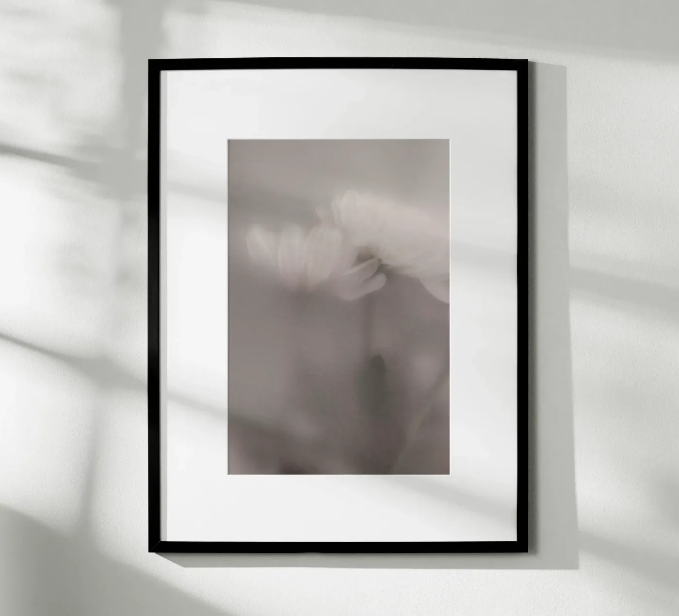 Blurred Flowers 3 poster da Mareike Böhmer Photography