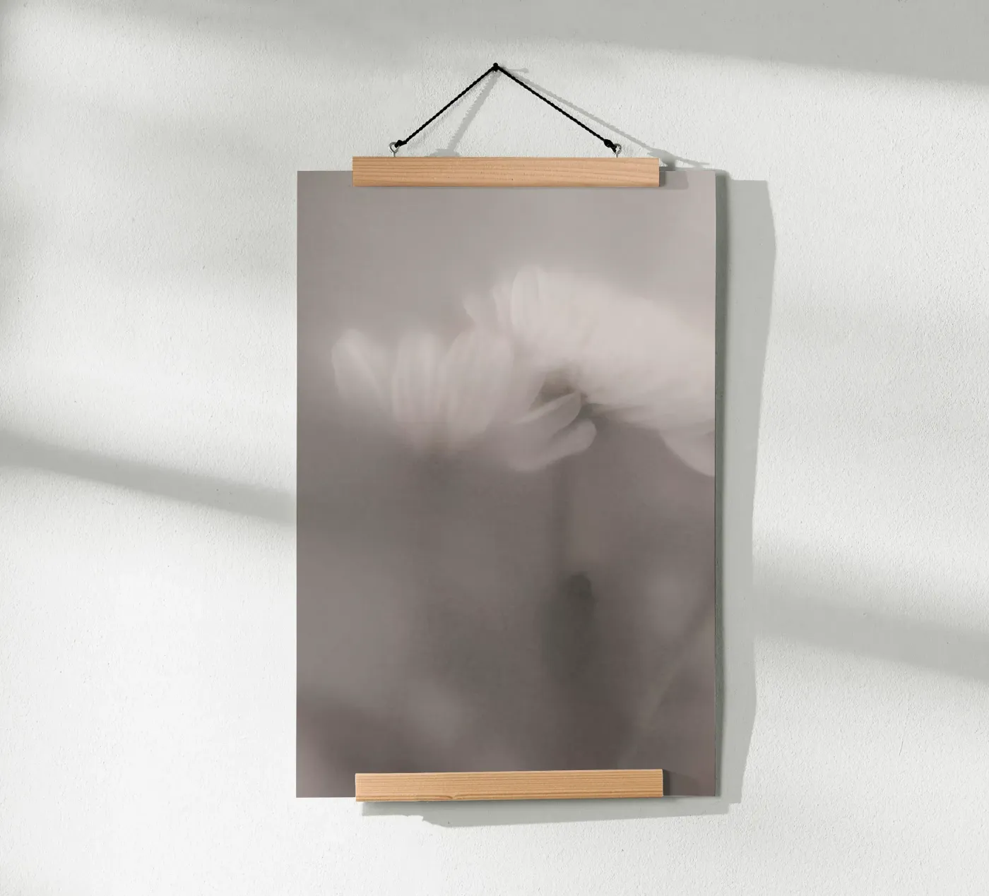 Blurred Flowers 3 poster da Mareike Böhmer Photography