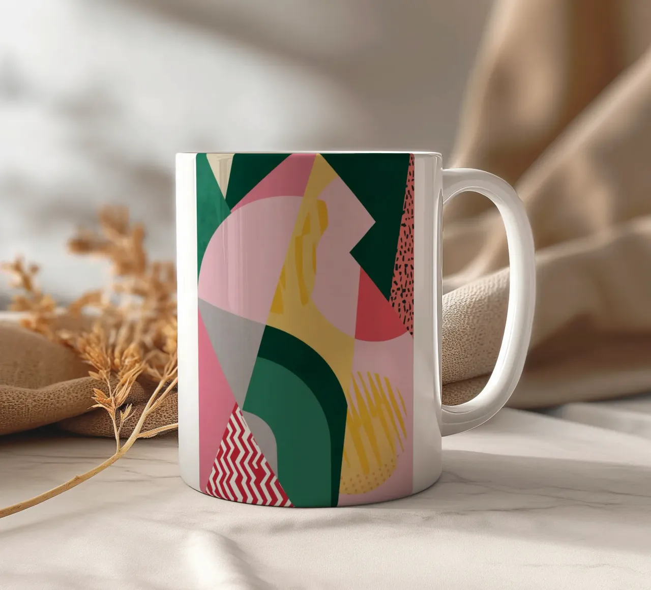 Decostruzione di figure a pastello tazza in ceramica da Bring Haven