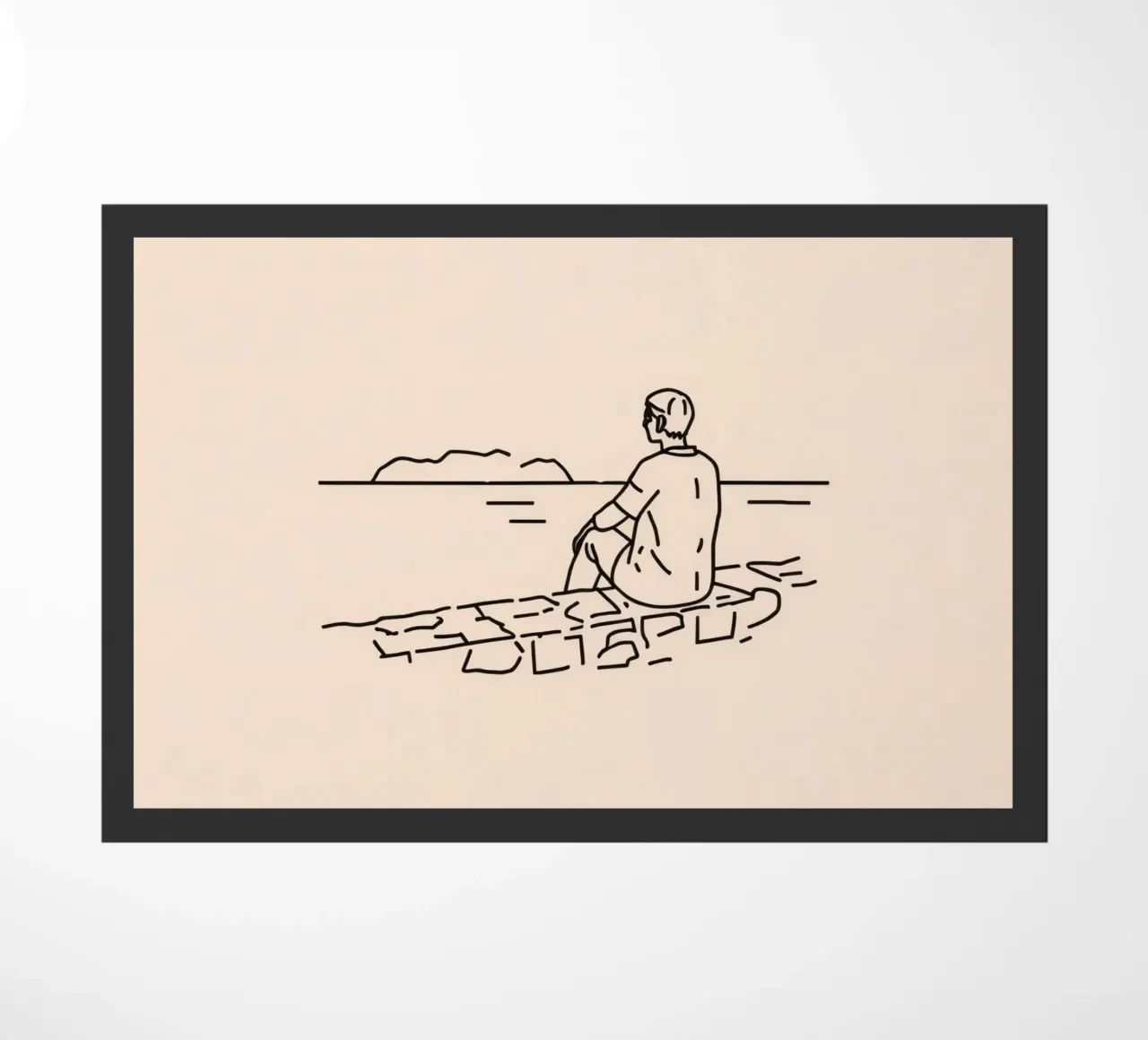 uomo riflette sull'acqua mentre è seduto sulla riva zerbino da DesignDoodle