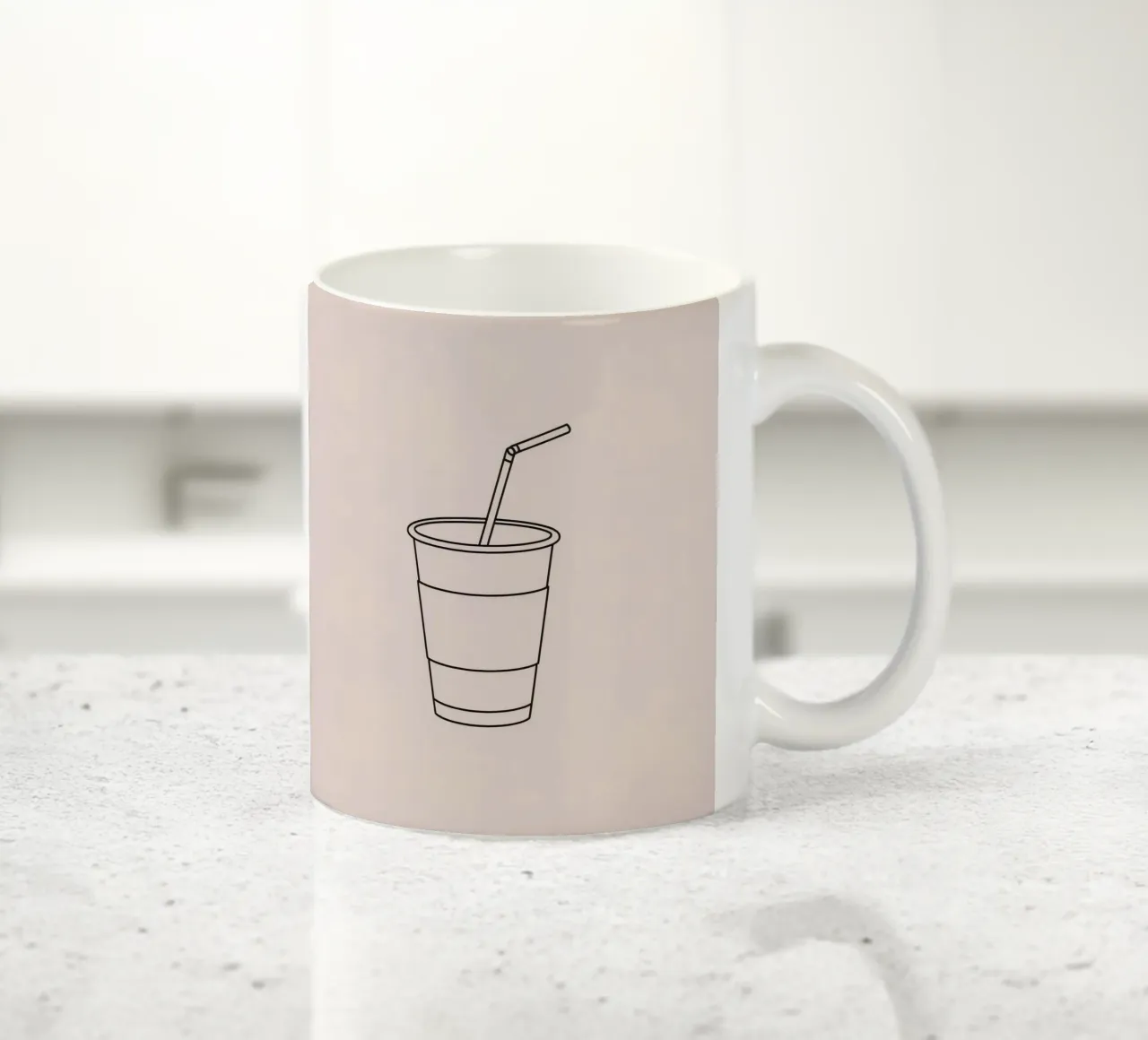 Illustrazione di una tazza monouso con cannuccia tazza in ceramica da DesignDoodle