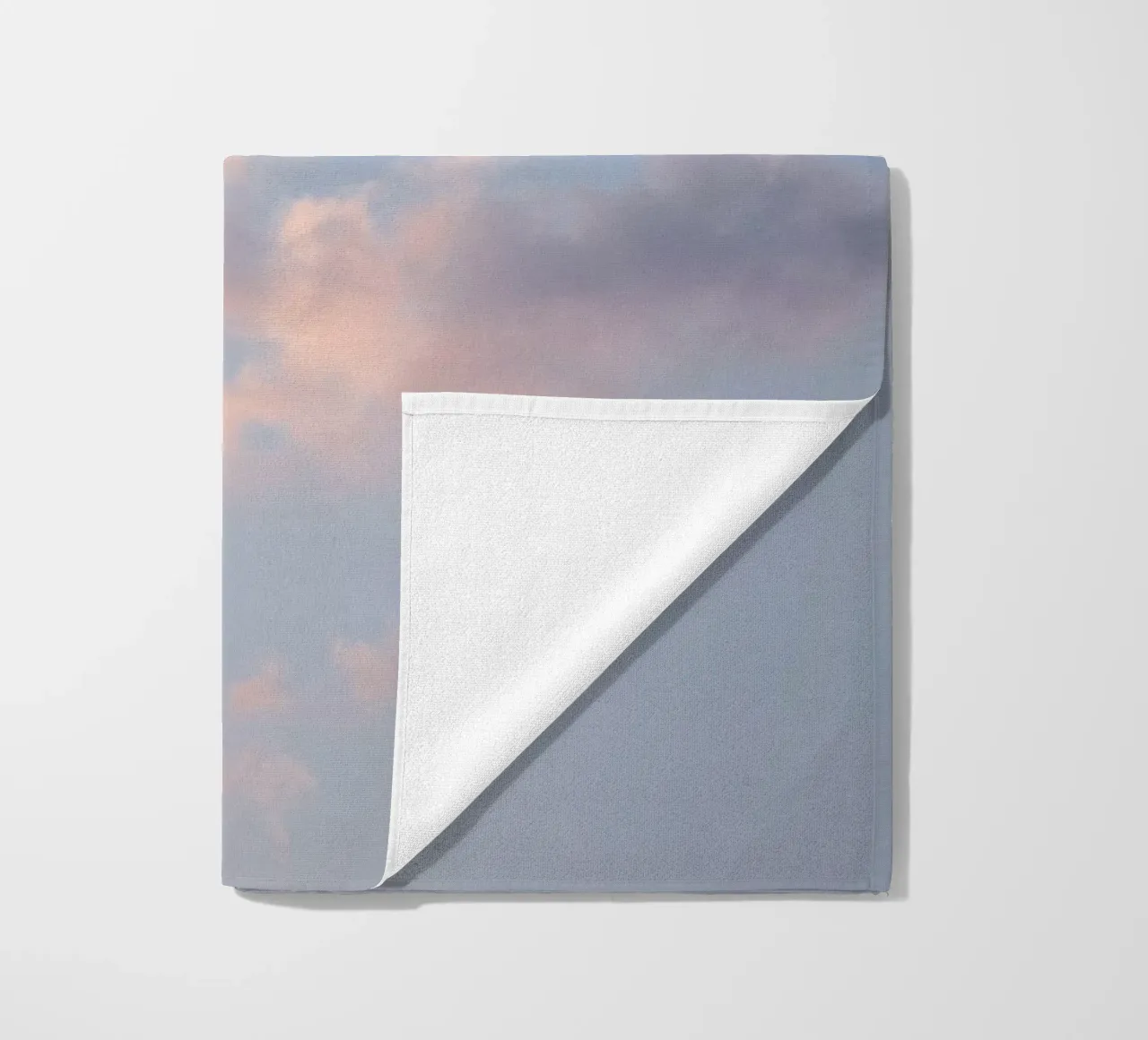Pastel Sky 16 Strandtuch von Mareike Böhmer Photography