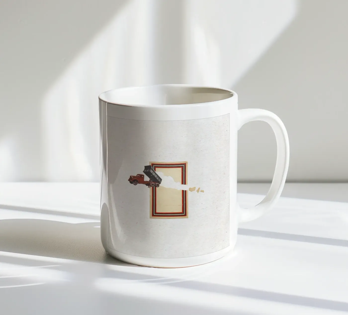 Torn load tazza in ceramica da Carlos Quitério