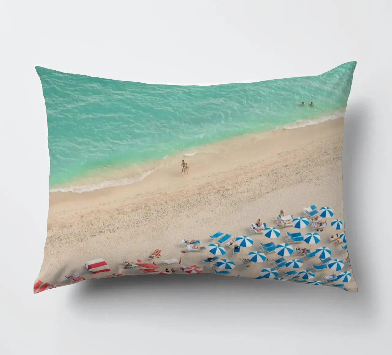 Think Beach decorative cushion by Takeme