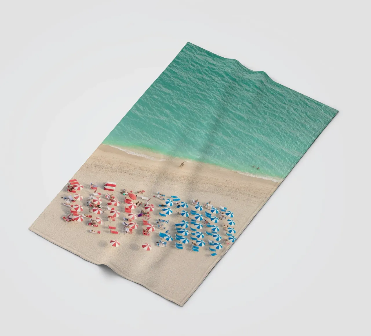 Think Beach fleece blanket by Takeme
