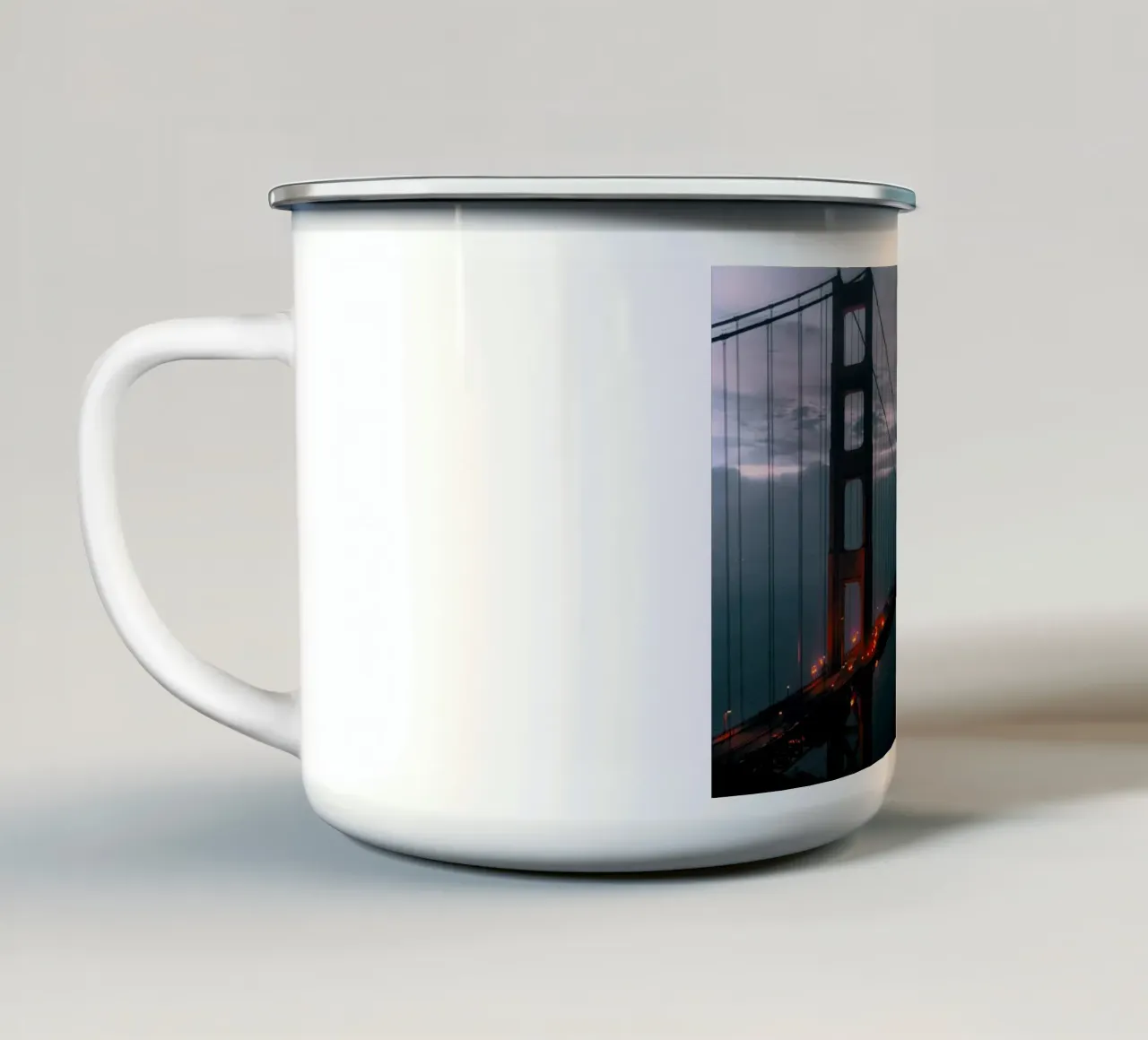 Golden Gate con luna e nebbia, San Francisco, USA tazza in smalto da Wanderlust Vibes