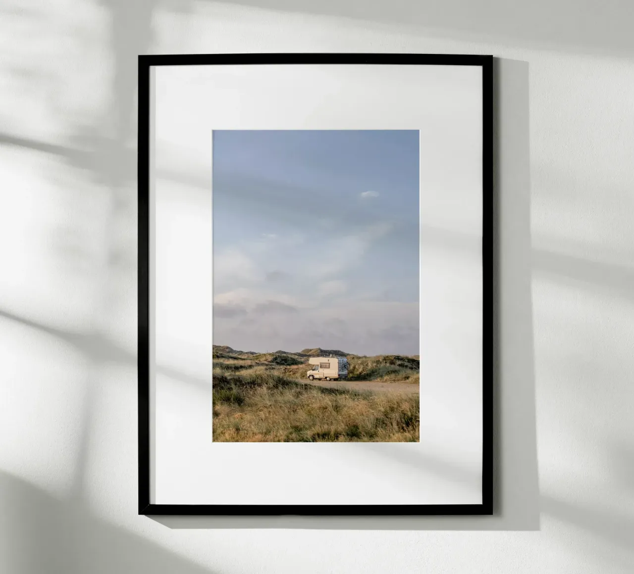 Caravan In The Dunes poster da Mareike Böhmer Photography