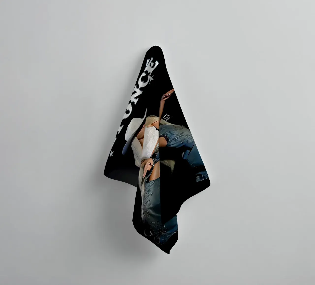 Beyonce towel by Musadad Shop