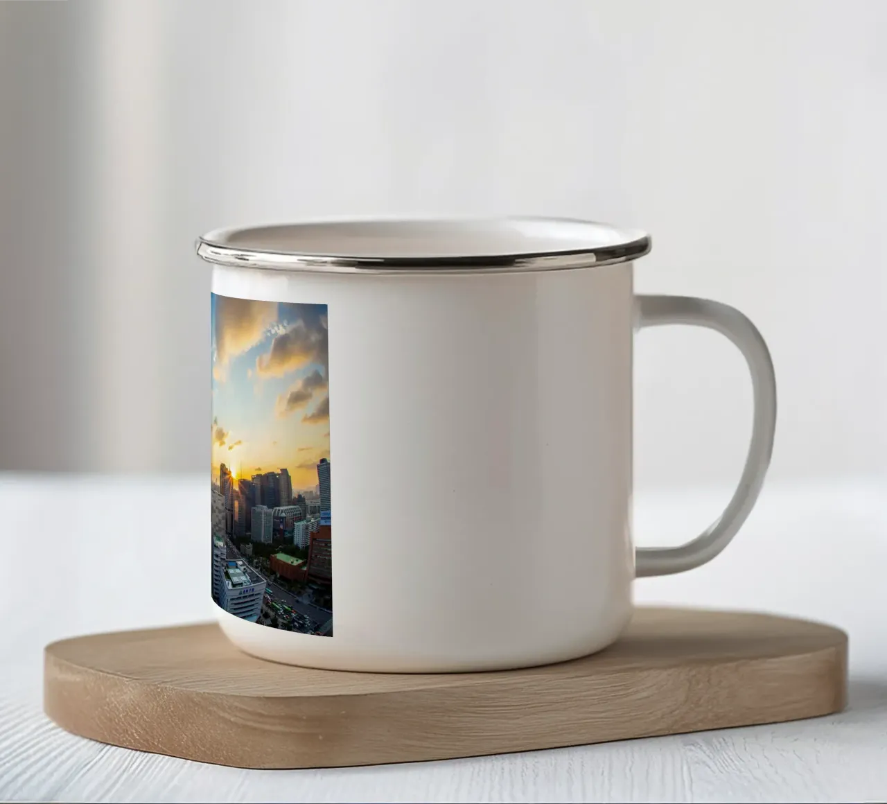 Torre Lotte World al tramonto, Seul, Corea del Sud tazza in smalto da Wanderlust Vibes