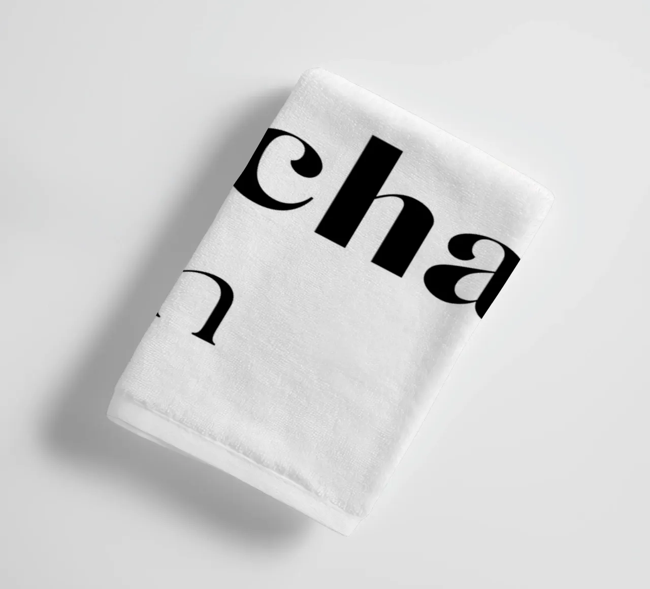 Mantenere la calma e continuare con il matcha asciugamano da bagno da Quirk & Quote