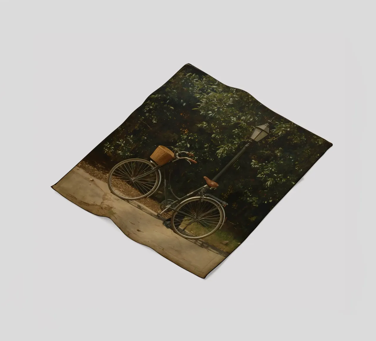 Bicicletta d'epoca parcheggiata accanto a un lampione in un lussureggiante spazio all'aperto coperta in pile da DesignDoodle