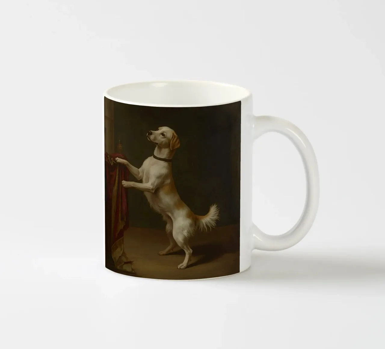 Cane in piedi con le zampe su un tavolo in un ambiente classico tazza in ceramica da DesignDoodle