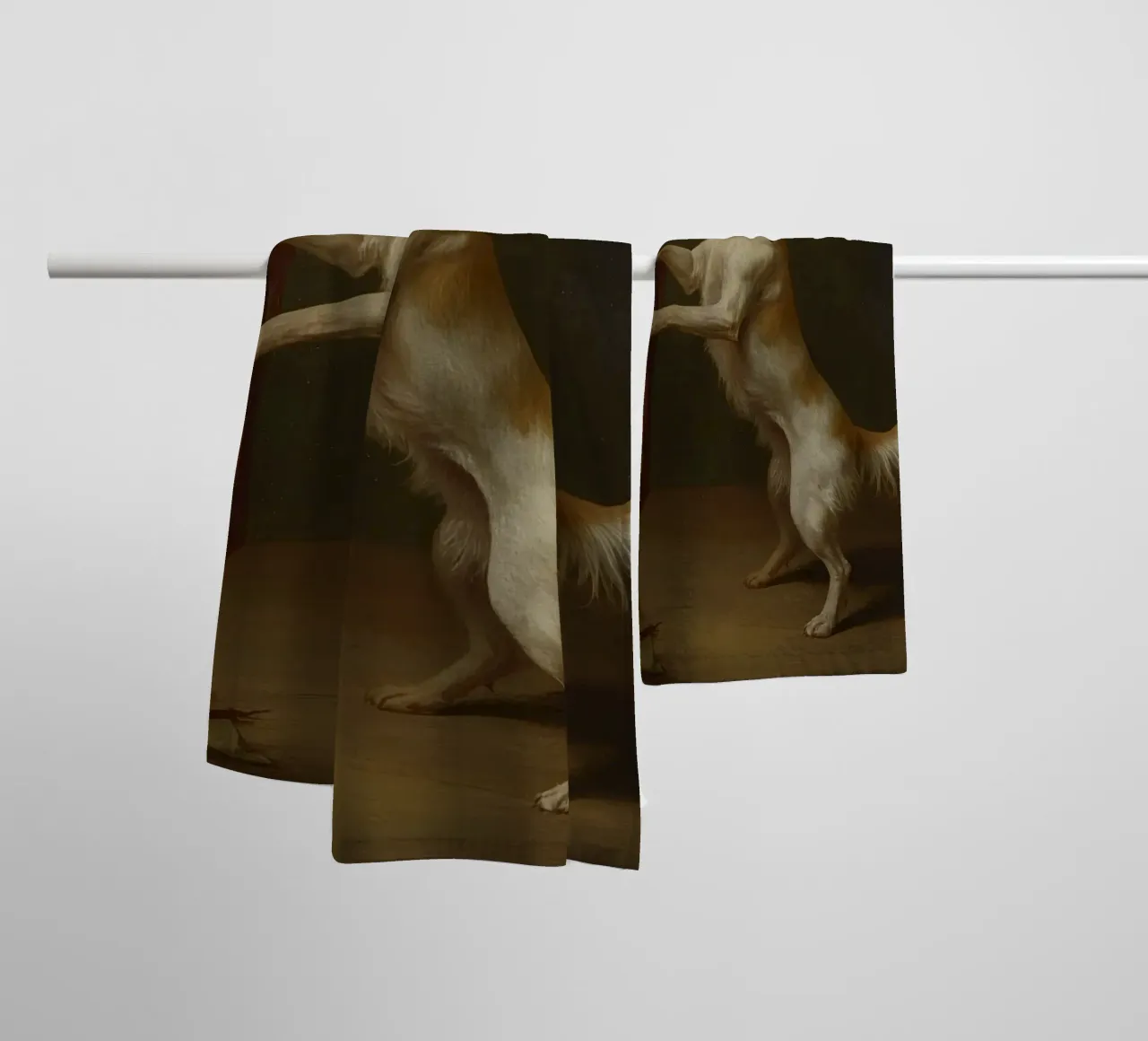 Cane in piedi con le zampe su un tavolo in un ambiente classico asciugamano da bagno da DesignDoodle