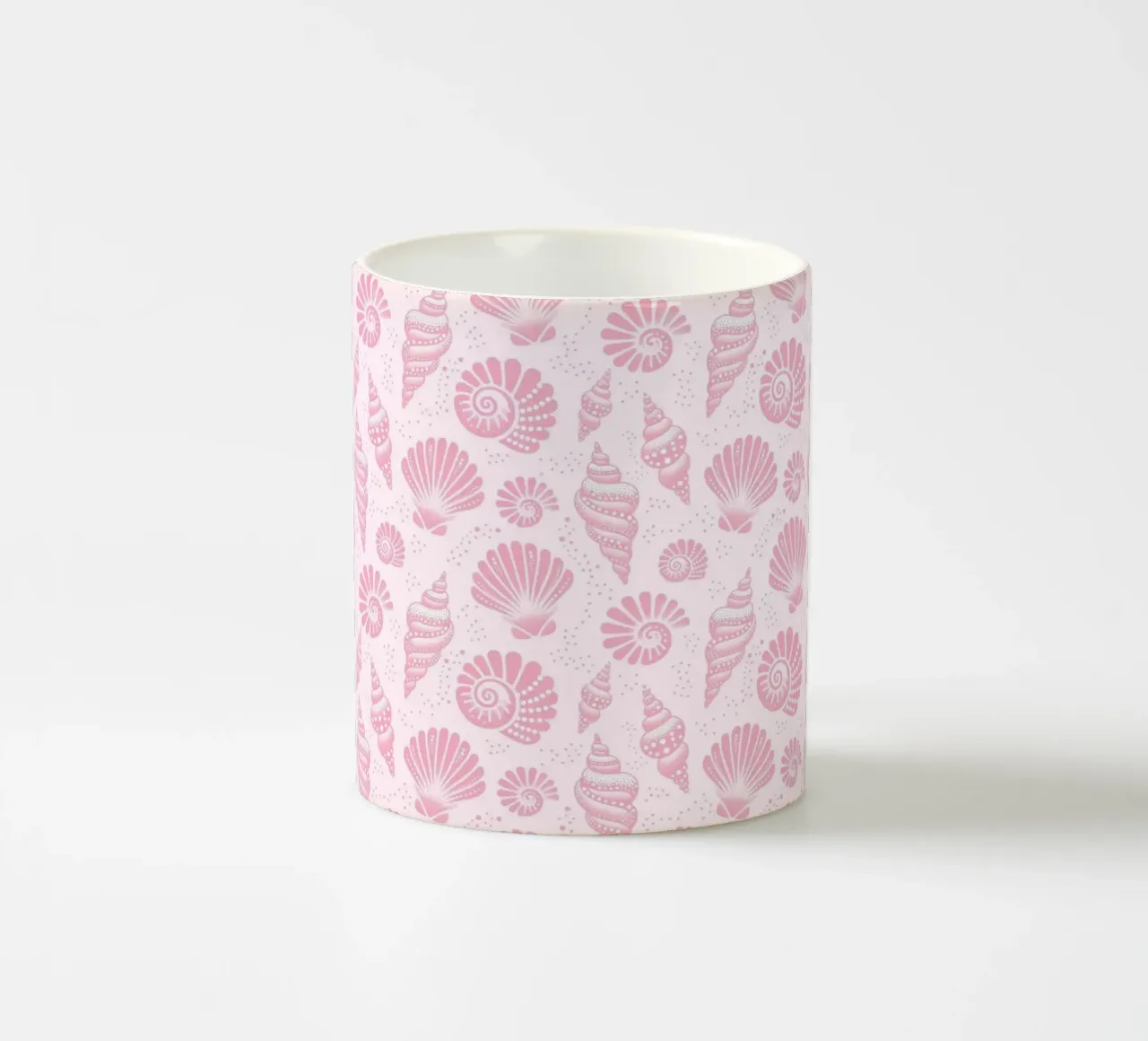 Conchiglie rosa confetto tazza in ceramica da SilverPegasus