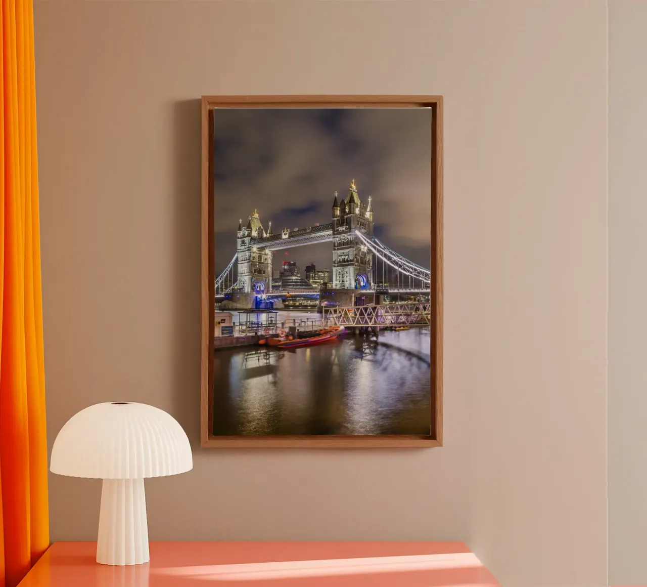 LONDEN Tower Bridge in het avondlicht canvas met Baklijst van Melanie Viola