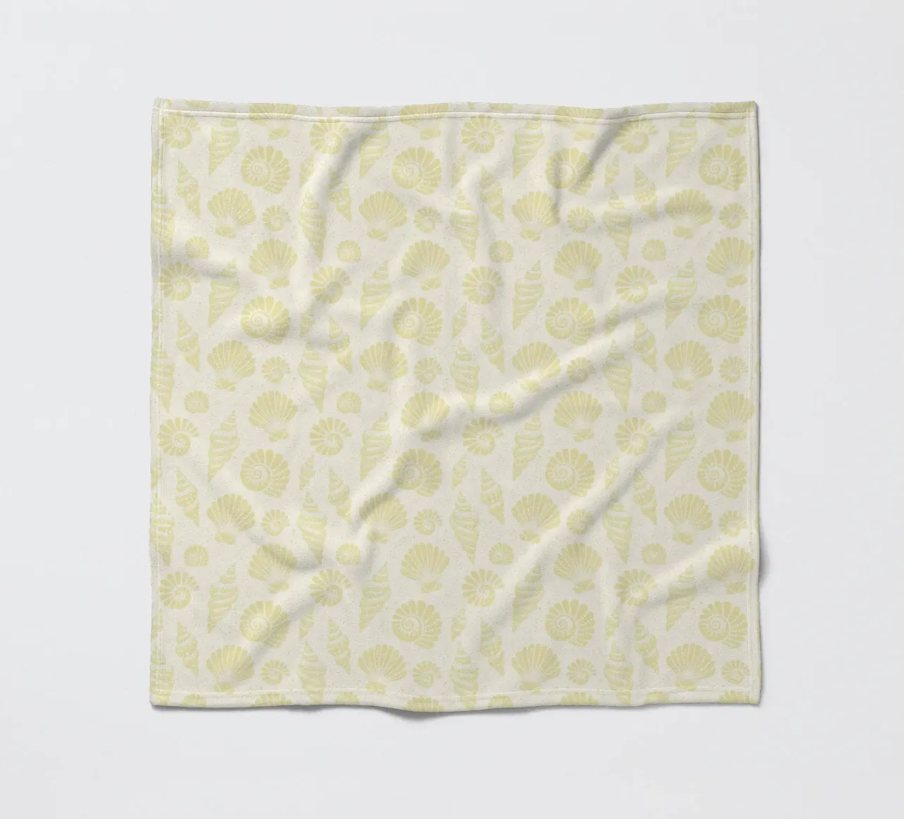 Conchiglie giallo burro coperta in pile da SilverPegasus