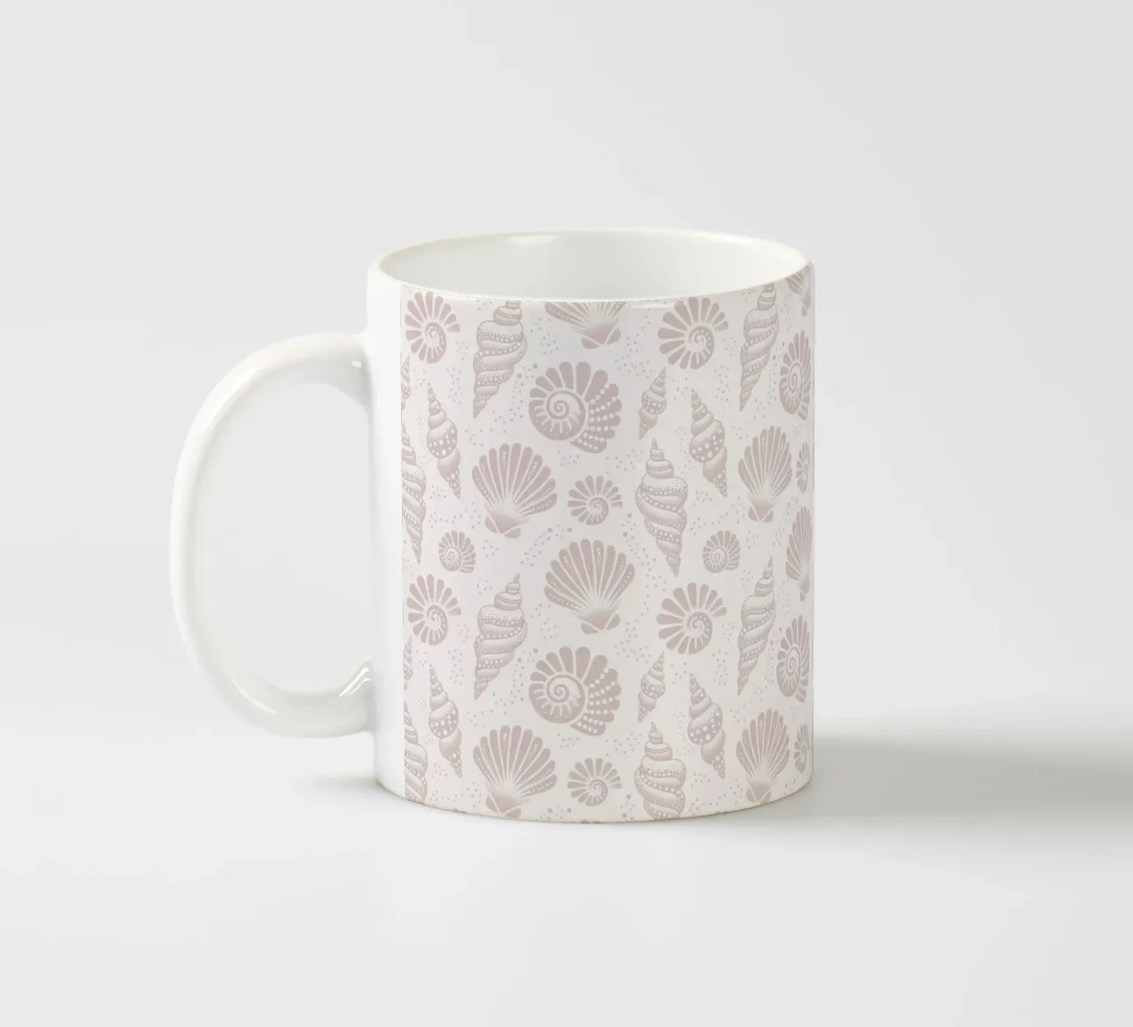 Conchiglie color grigio tazza in ceramica da SilverPegasus