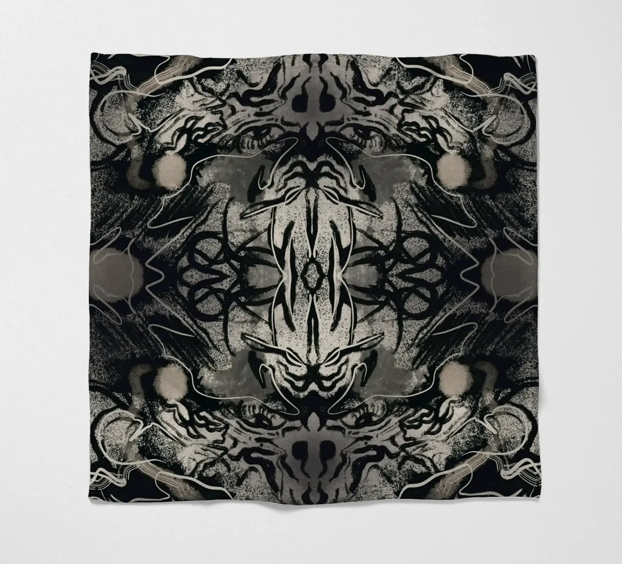 Rorschach 07 in bianco e nero coperta in pile da Little Dean