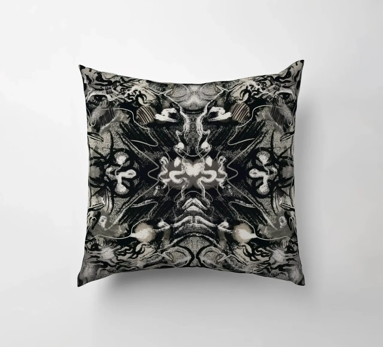 Rorschach 08 in bianco e nero cuscino da Little Dean