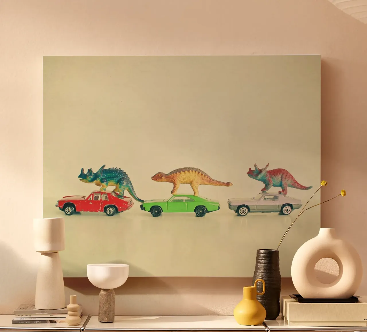 I dinosauri cavalcano le auto tela con Cornice a cassetta da Cassia Beck Photography