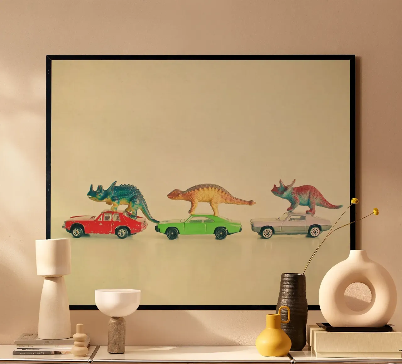 I dinosauri cavalcano le auto carta hahnemühle da Cassia Beck Photography