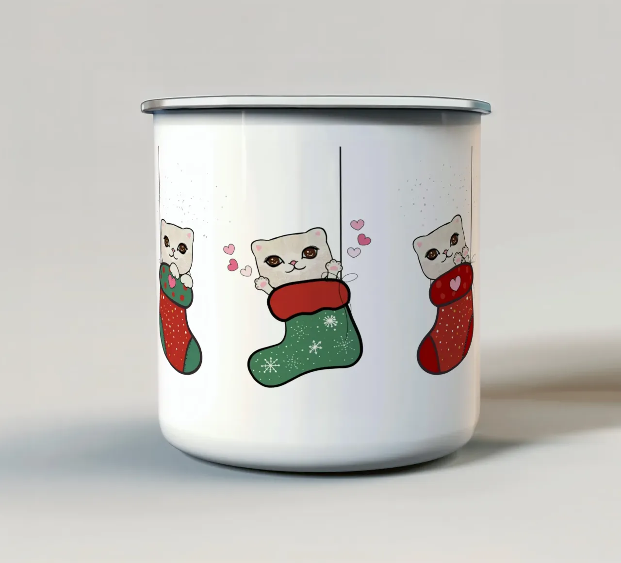 Appendere simpatici gattini con calze di Natale tazza in smalto da gulsengunel