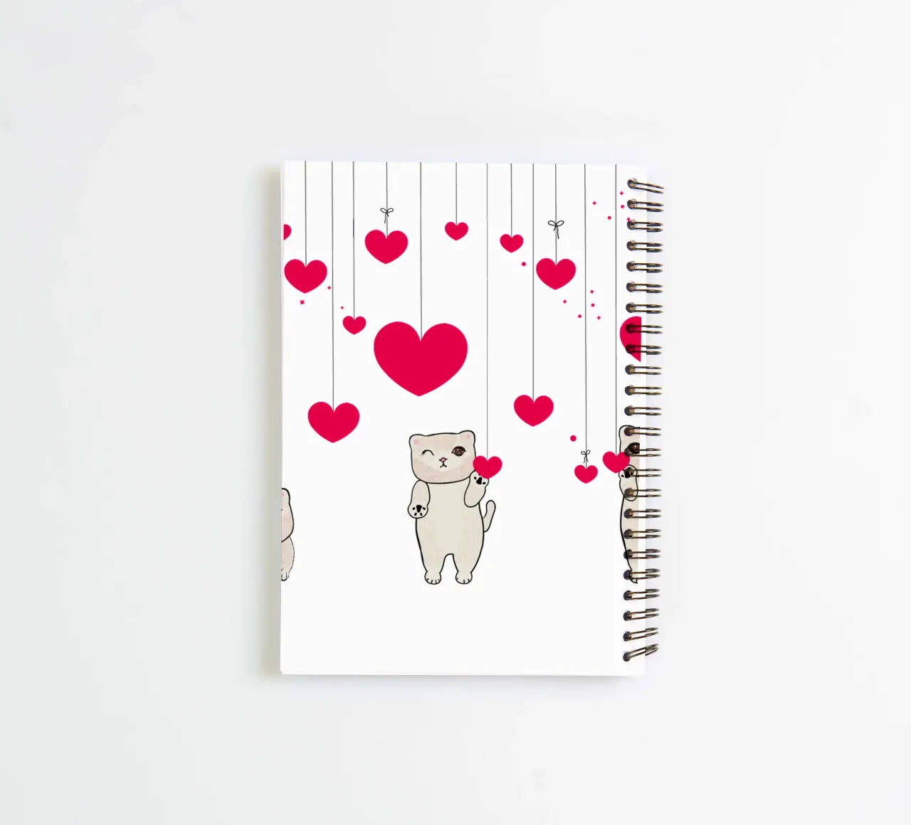 Cuori e stelle appesi con un simpatico gatto diario ad anelli da gulsengunel